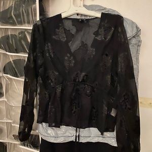 Black rose prints blouse